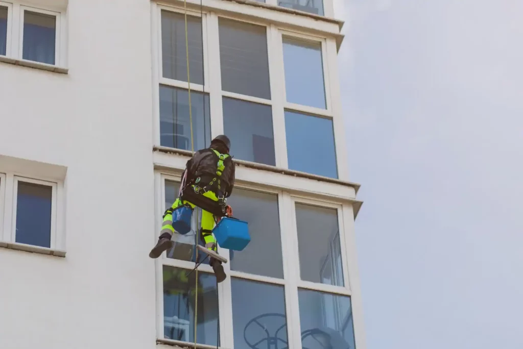 building cleaning in Abu Dhabi